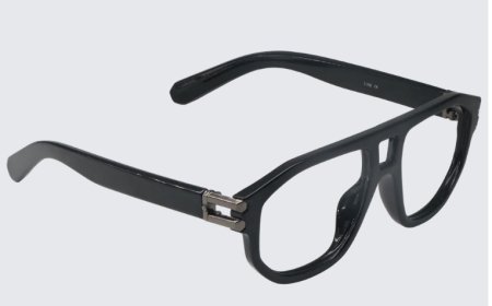 Best Eyeglasses for Men: Top Trends to Define Your Style