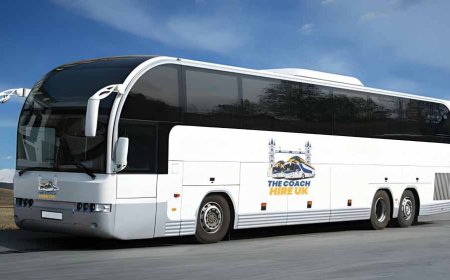 Why Hiring a 9-Seater Minibus is a Smart Travel Choice