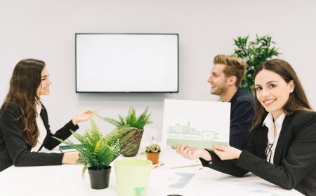 Benefits of Outsourcing Digital Marketing Services