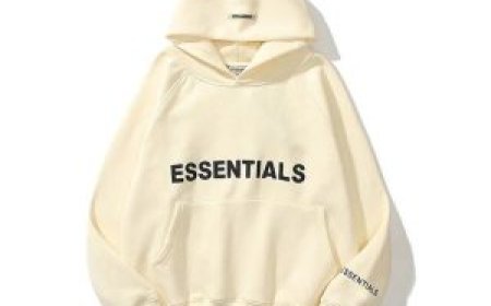 Essentials Hoodie – Soft, Durable, and Always in Style